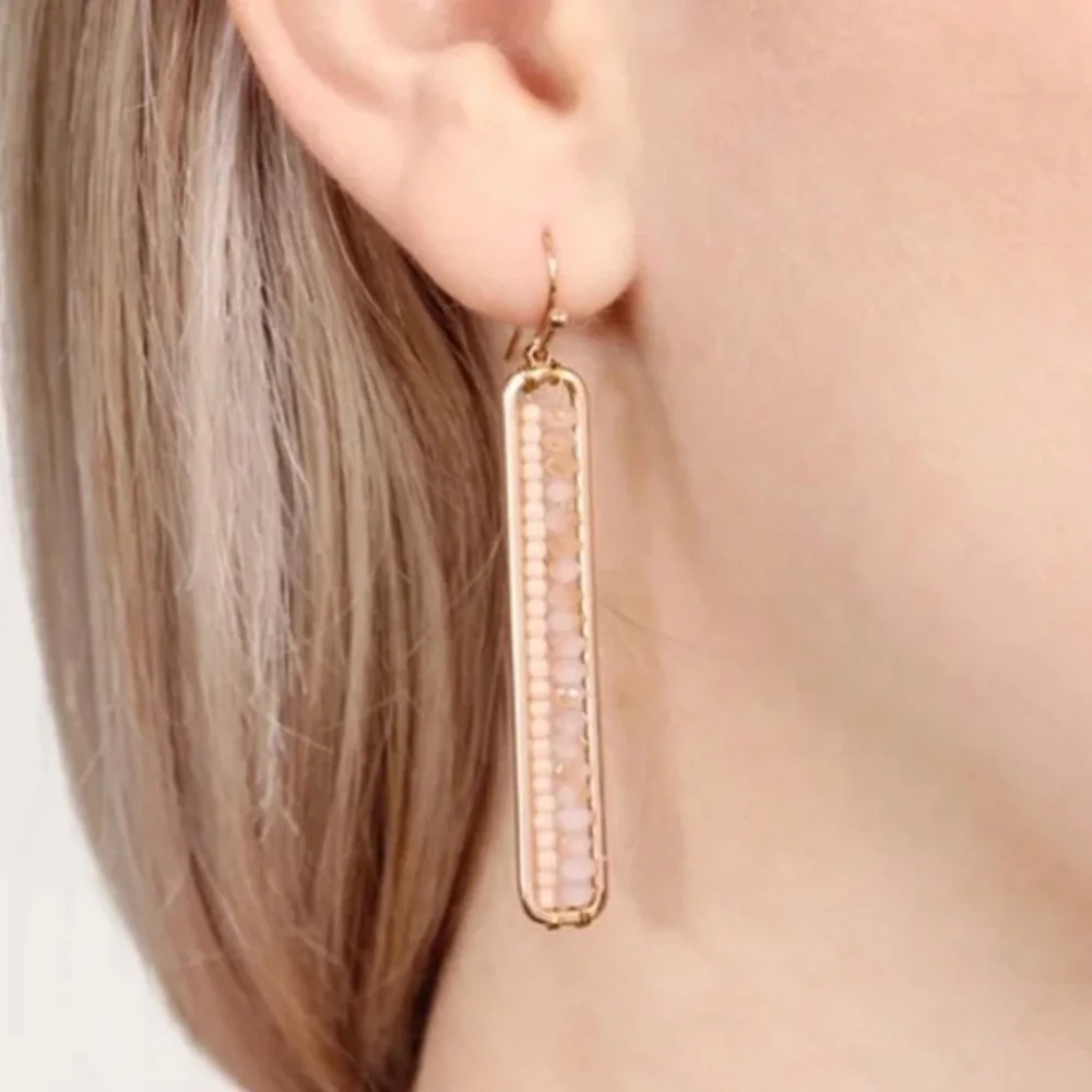NWT. Gold Tone Bar Cut Out Blush Pink Beaded Pierced Earrings!